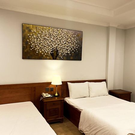 Ven Ho Hotel Hanoi Exterior photo